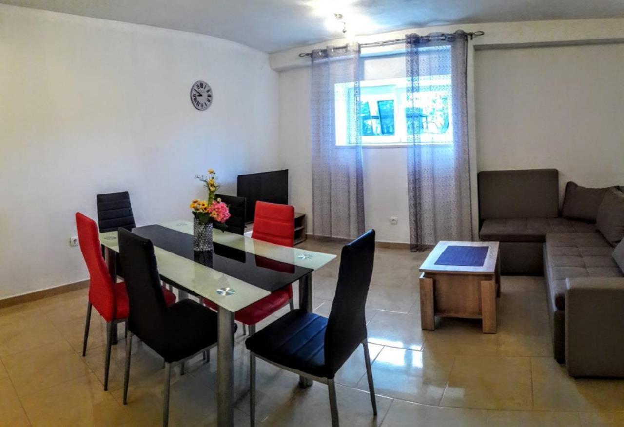 Holiday Apartments Maslina Paho Babino Polje Ngoại thất bức ảnh