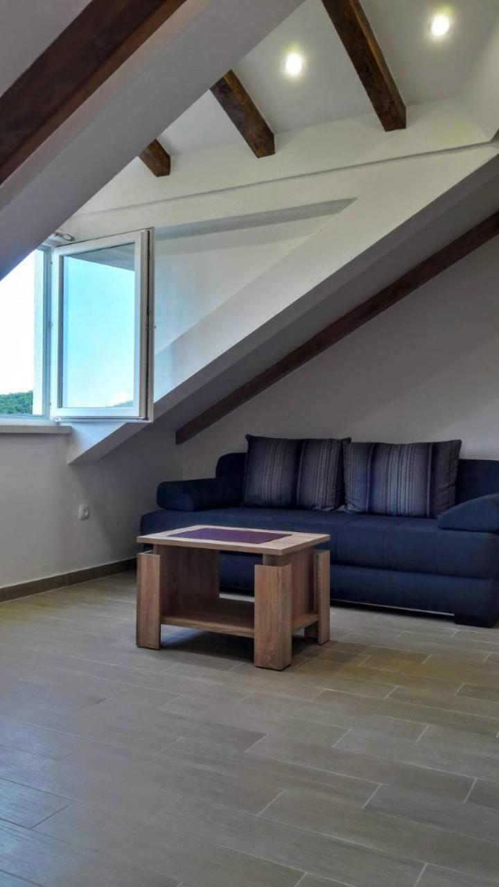 Holiday Apartments Maslina Paho Babino Polje Ngoại thất bức ảnh