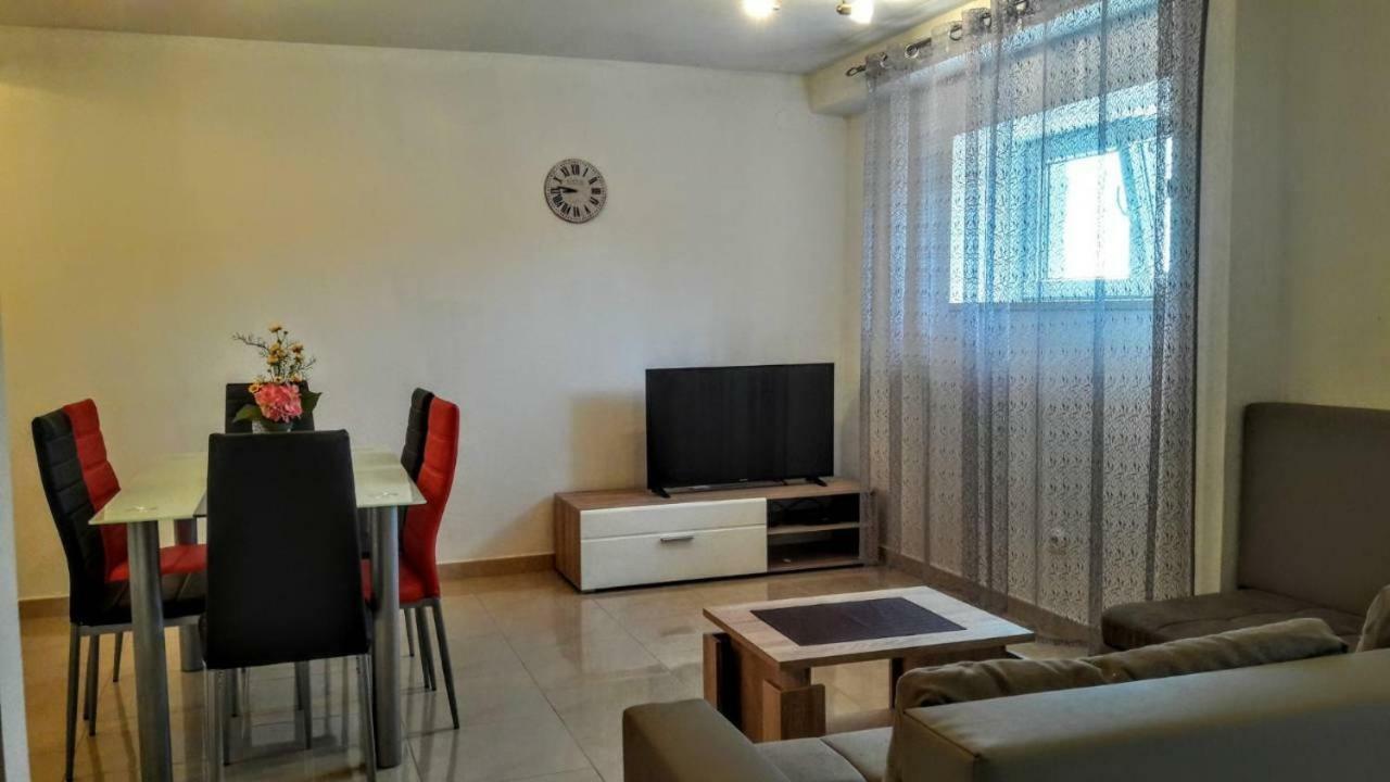 Holiday Apartments Maslina Paho Babino Polje Ngoại thất bức ảnh